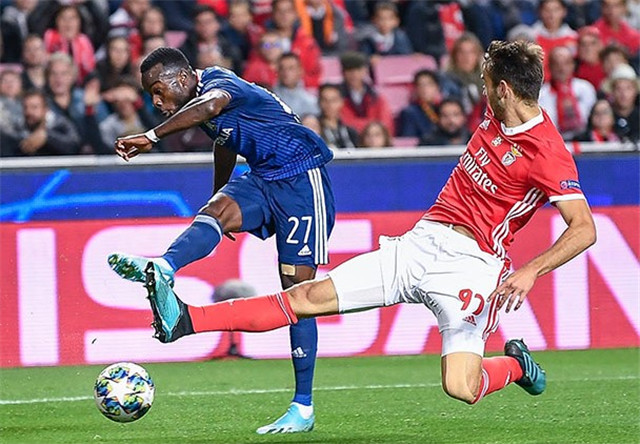 开云体育APP下载-关于本菲卡绝杀里昂，凯恩补时绝平德甲的信息