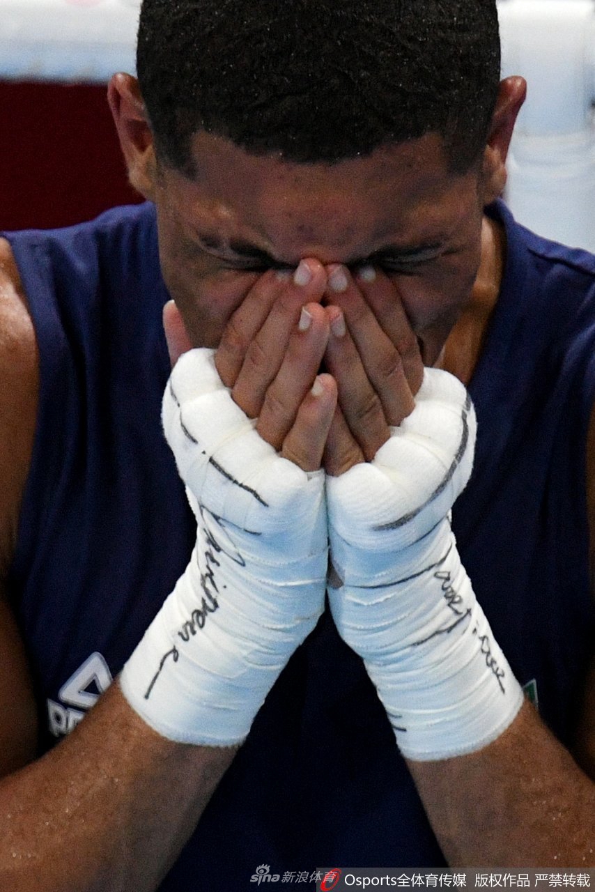 克罗地亚射击选手击败对手夺冠